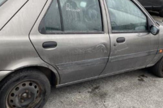 Retroviseur gauche FORD FIESTA 4