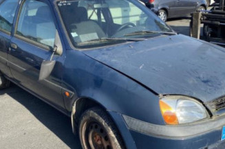 Retroviseur gauche FORD FIESTA 4