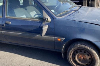 Retroviseur gauche FORD FIESTA 4