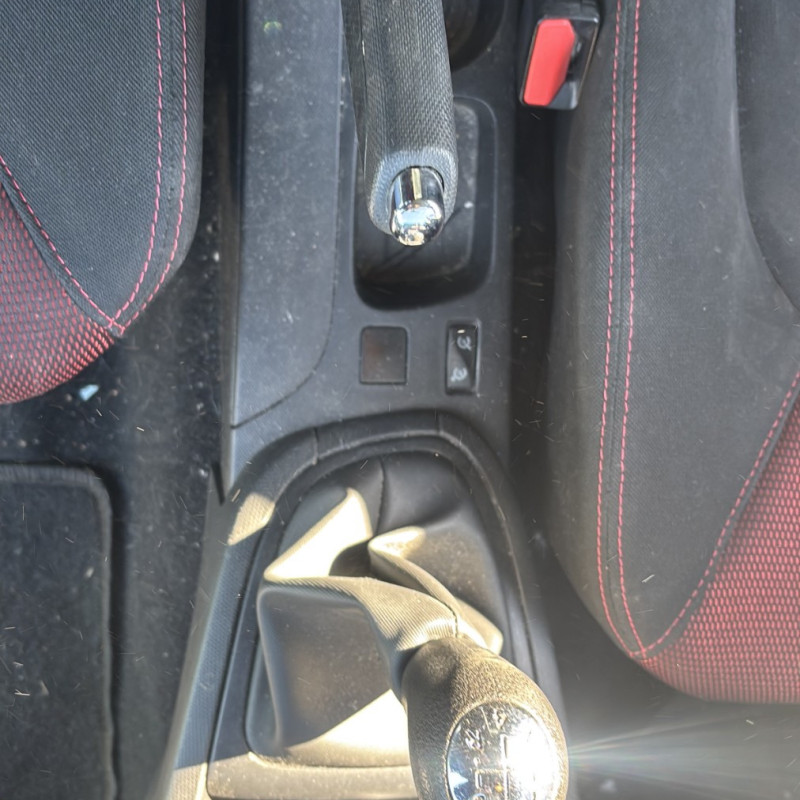 RENAULT CLIO 4 PHASE 1 1.5 DCI - 8V TURBO Photo n°25