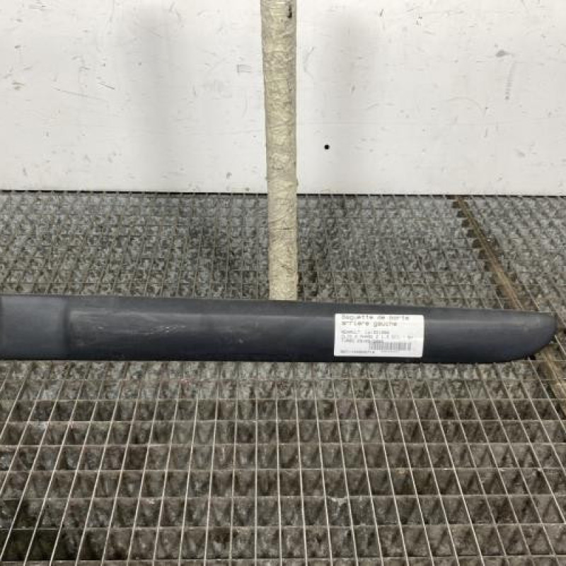 Baguette de porte arriere gauche  RENAULT CLIO 2 Photo n°1