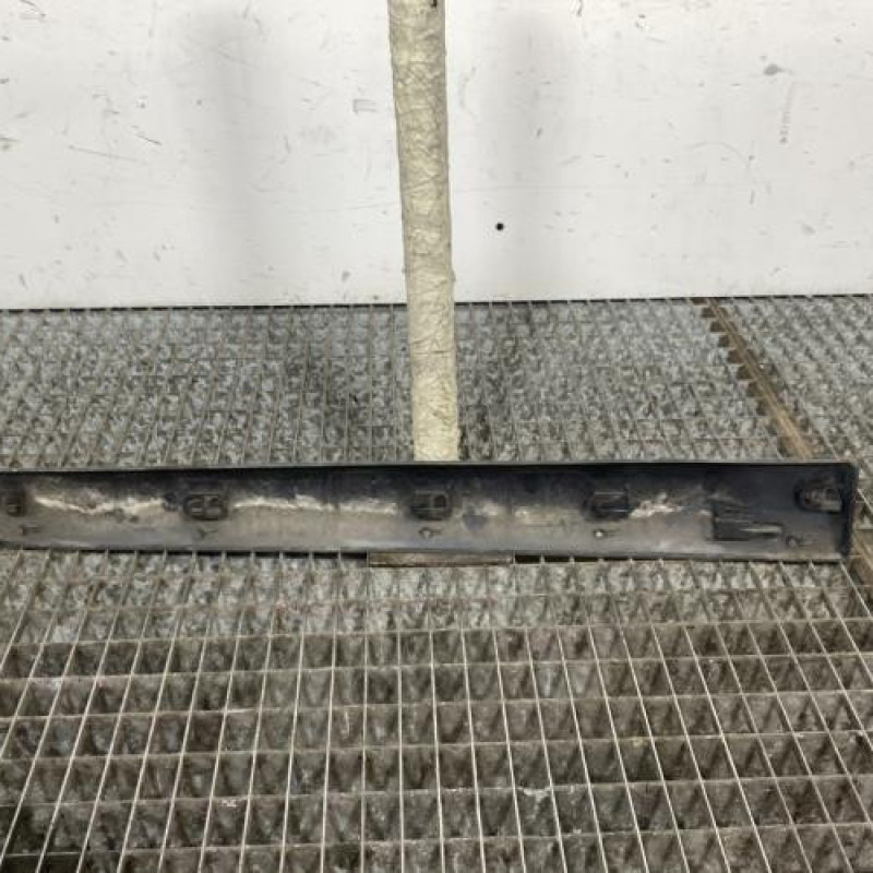 Baguette de porte arriere gauche  RENAULT CLIO 2 Photo n°4
