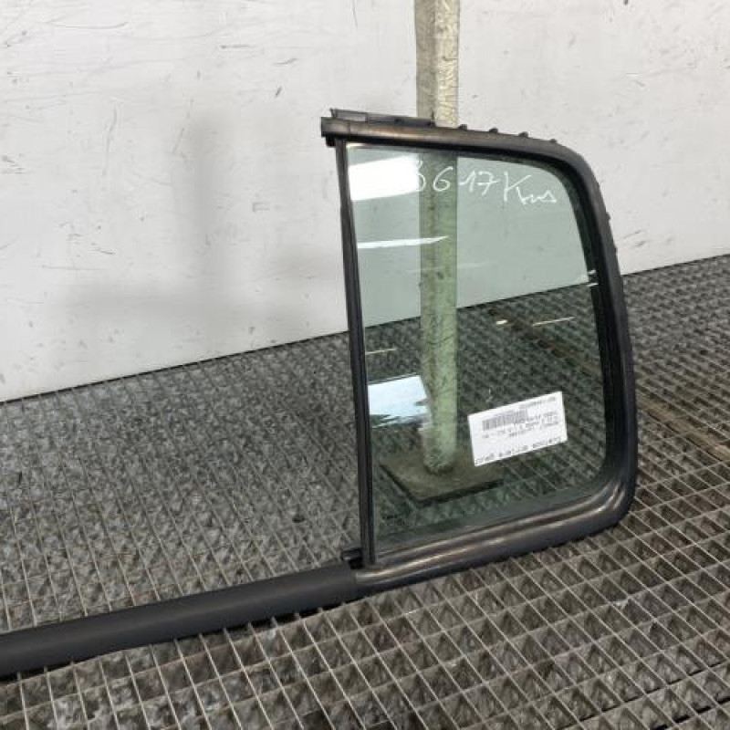 Custode arriere gauche (porte) RENAULT CLIO 2 Photo n°3
