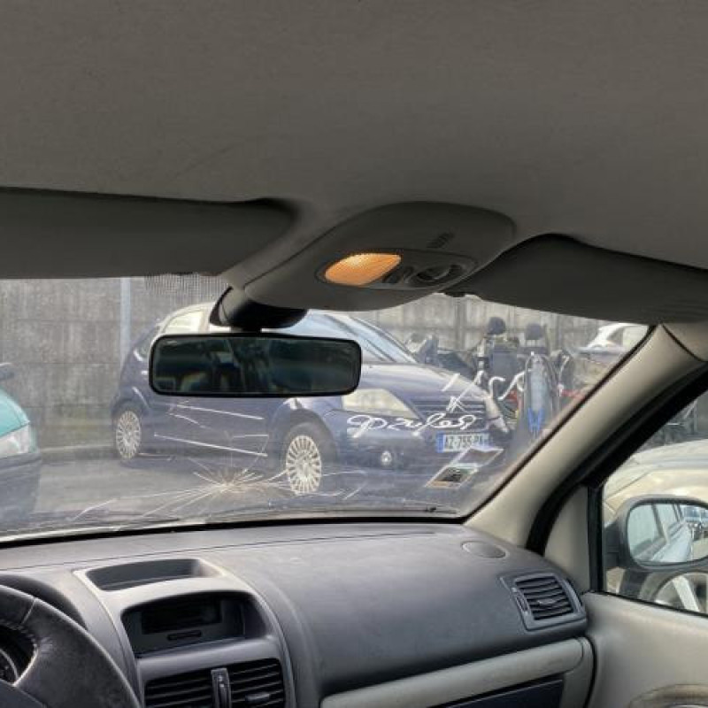 Custode arriere gauche (porte) RENAULT CLIO 2 Photo n°19