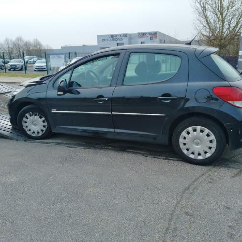 Feu arriere principal droit (feux) PEUGEOT 207 Photo n°3