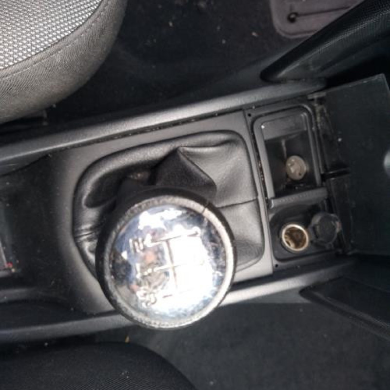 Compteur PEUGEOT 207 Photo n°8