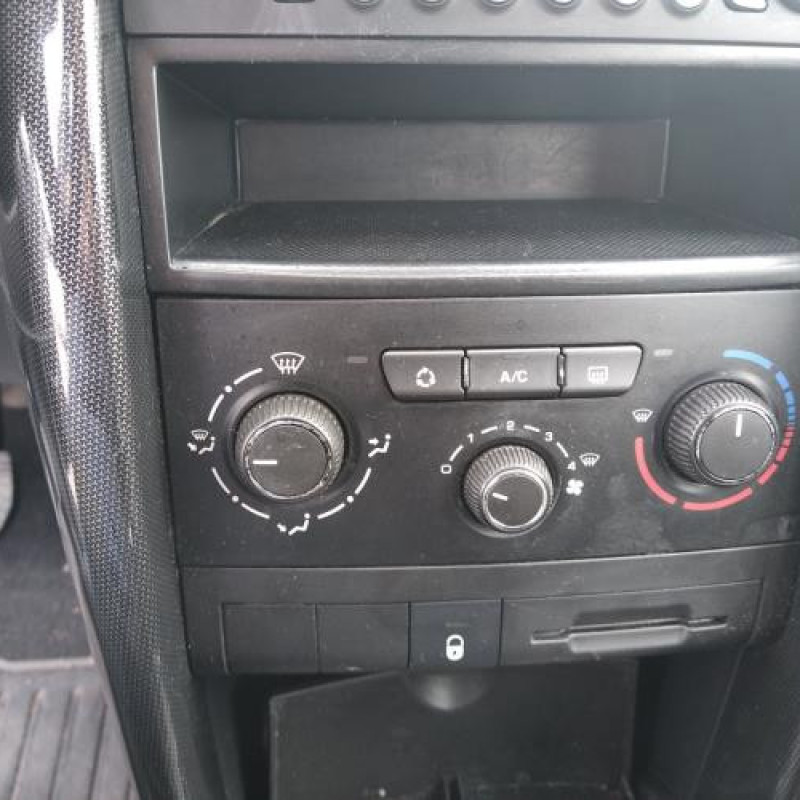 Compteur PEUGEOT 207 Photo n°9