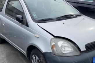 Moteur essuie glace avant TOYOTA YARIS 1