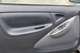 Moteur essuie glace avant TOYOTA YARIS 1
