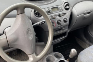 Moteur essuie glace avant TOYOTA YARIS 1