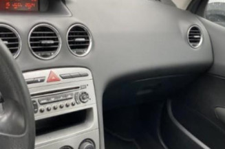 Bras essuie glace arriere PEUGEOT 308 1