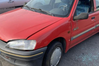 Feu arriere principal droit (feux) PEUGEOT 106 Photo n°1