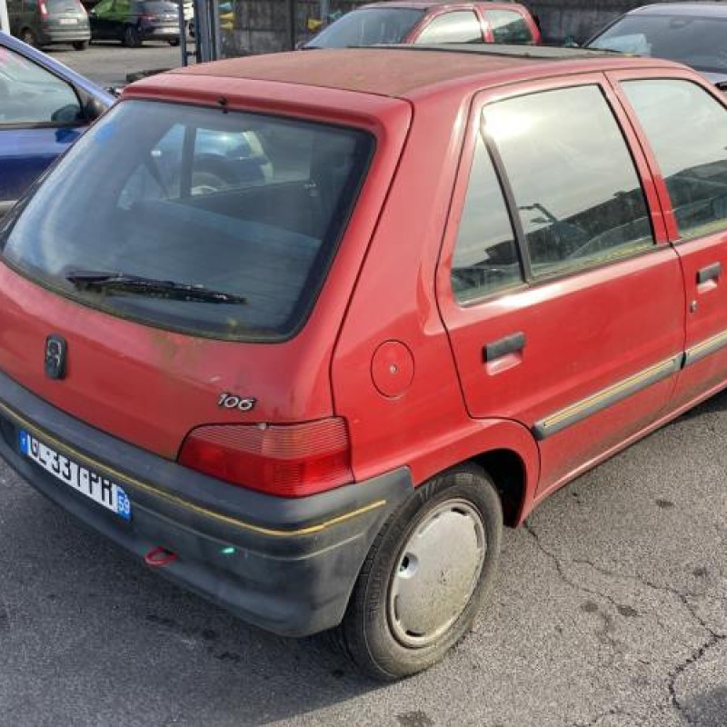 Feu arriere principal droit (feux) PEUGEOT 106 Photo n°3