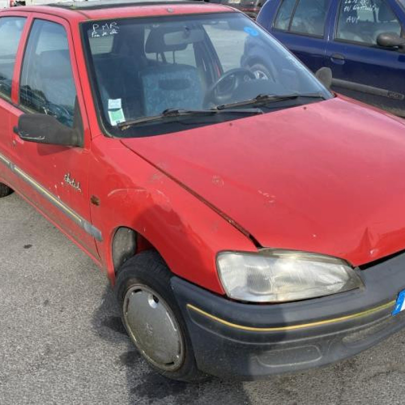 Poignee interieur avant gauche PEUGEOT 106 Photo n°2