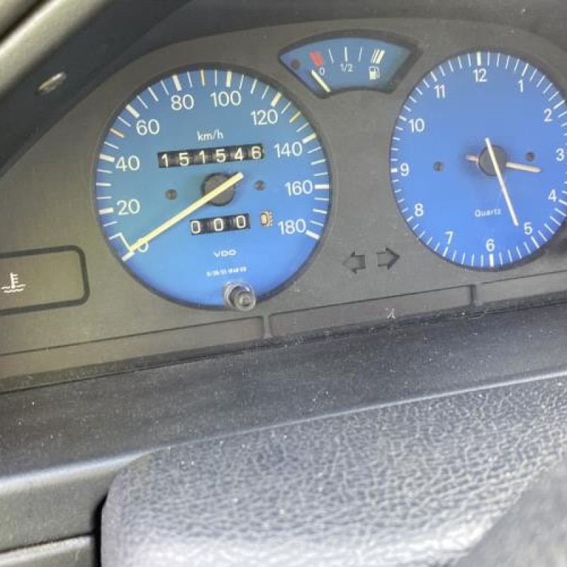 Poignee interieur avant gauche PEUGEOT 106 Photo n°16
