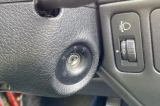 Poignee interieur avant gauche PEUGEOT 106