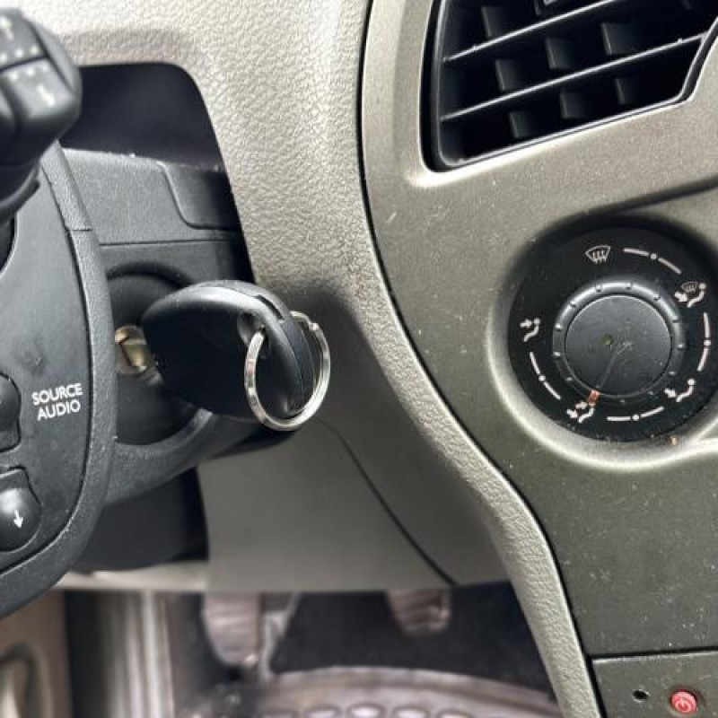 Poignee interieur avant gauche RENAULT MODUS Photo n°17