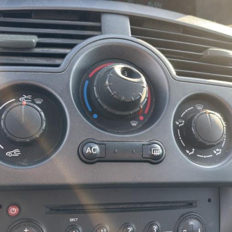 Feu arriere stop central RENAULT GRAND SCENIC 2 Photo n°18