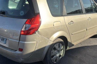Plage arriere RENAULT GRAND SCENIC 2
