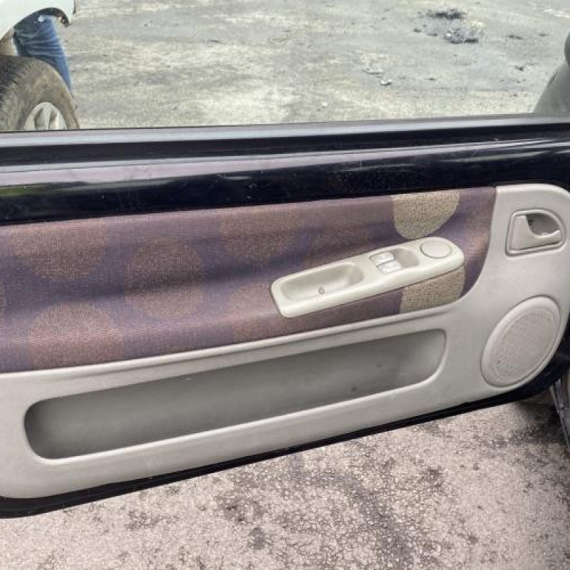 Bouton de warning RENAULT TWINGO 1 Photo n°19