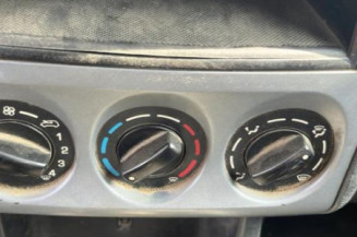 Poignee porte avant gauche PEUGEOT PARTNER 1