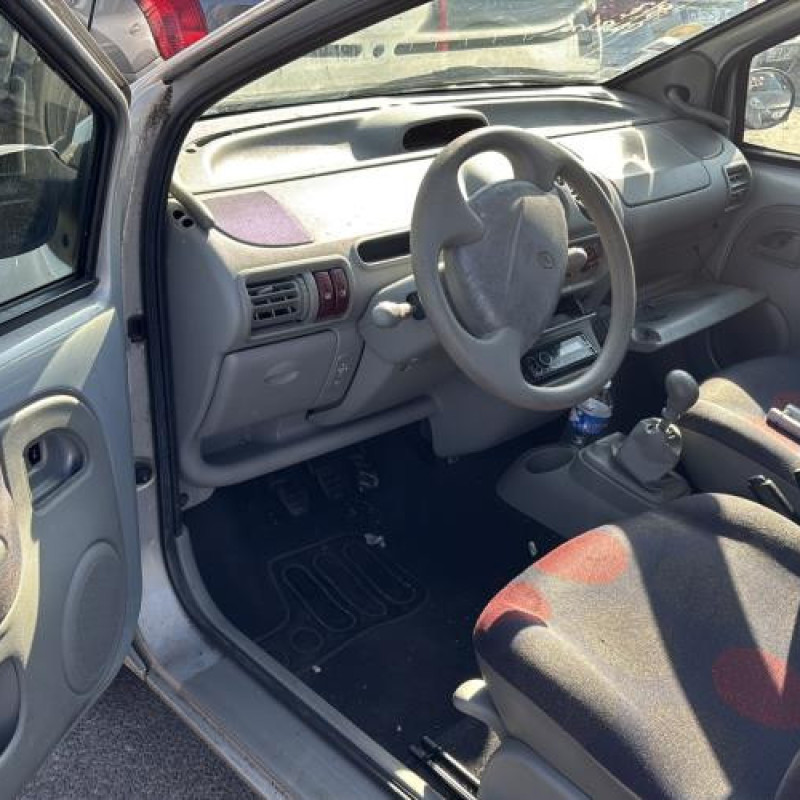 Antenne RENAULT TWINGO 1 Photo n°12
