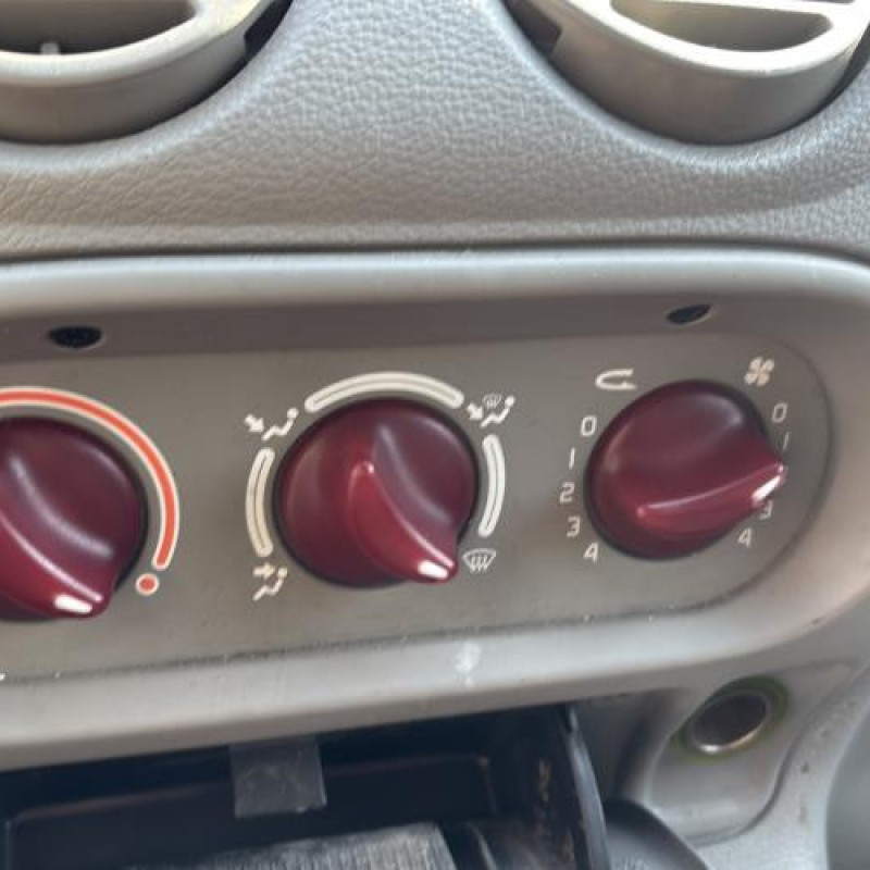 Antenne RENAULT TWINGO 1 Photo n°18
