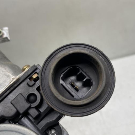 Leve vitre electrique avant gauche TOYOTA YARIS 1