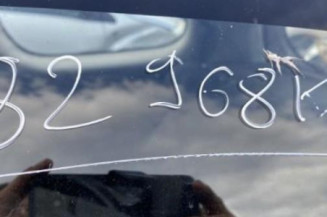 Leve vitre electrique avant gauche TOYOTA YARIS 1