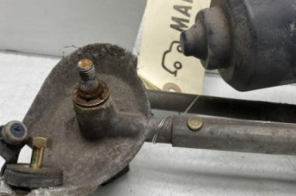 Moteur essuie glace avant TOYOTA YARIS 1