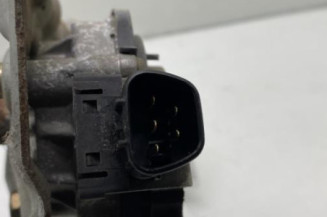 Moteur essuie glace avant TOYOTA YARIS 1