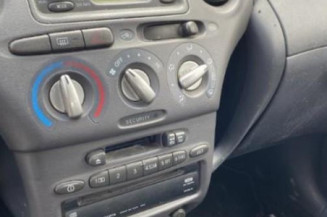 Moteur essuie glace avant TOYOTA YARIS 1