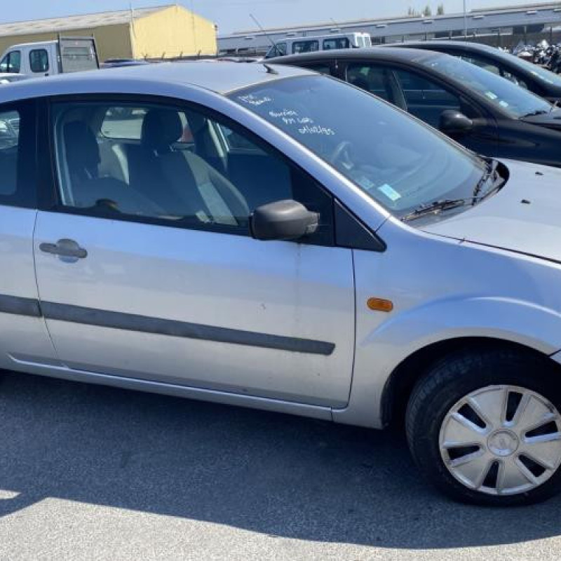 Serrure avant droit FORD FIESTA 5 Photo n°12