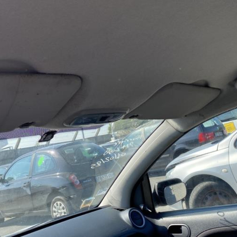 Serrure avant droit FORD FIESTA 5 Photo n°19
