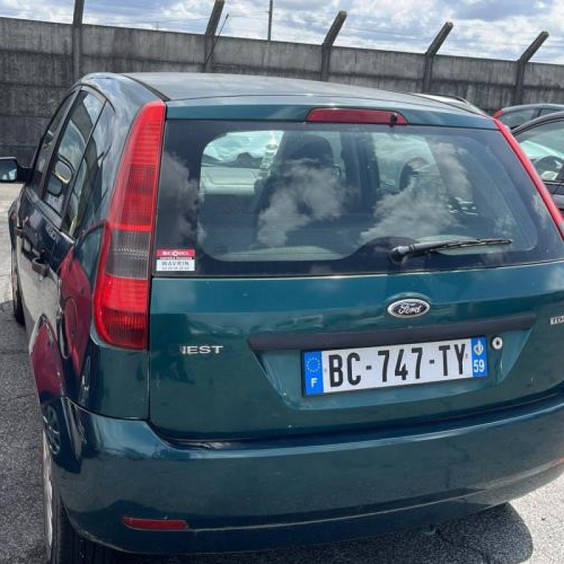 Face avant FORD FIESTA 5 Photo n°9