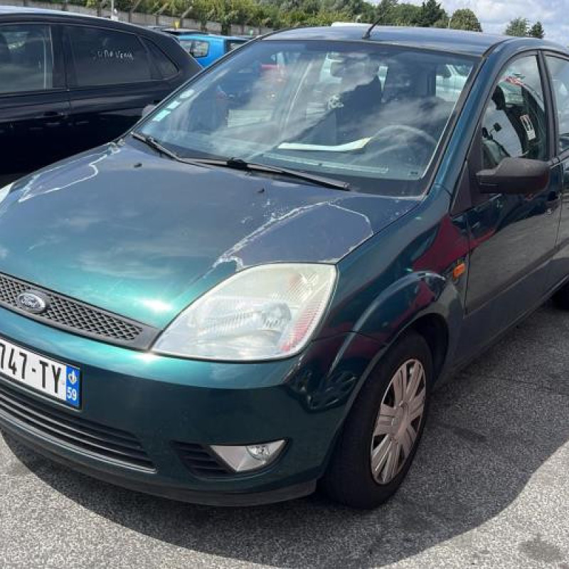 Face avant FORD FIESTA 5 Photo n°10
