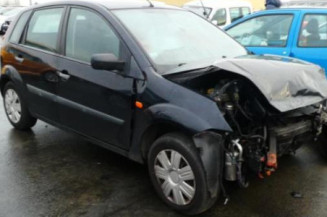 Retroviseur droit FORD FIESTA 5