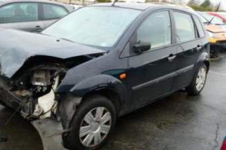 Retroviseur droit FORD FIESTA 5