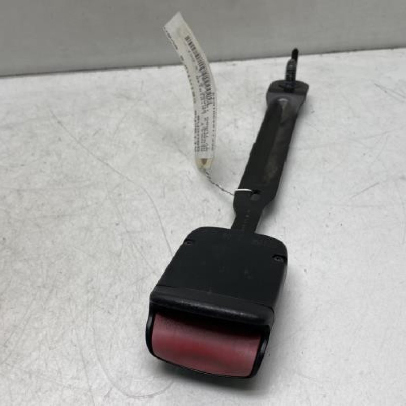Attache ceinture avant gauche RENAULT MEGANE 3 Photo n°4