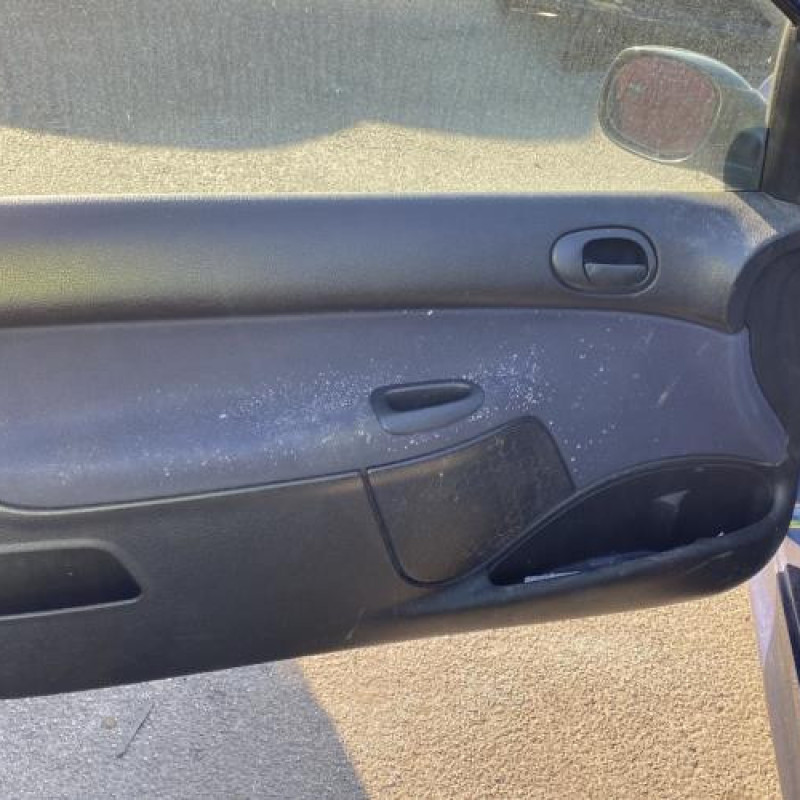 Boitier air bag PEUGEOT 206 Photo n°9