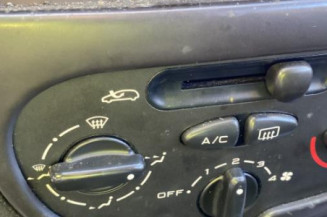 Boitier air bag PEUGEOT 206