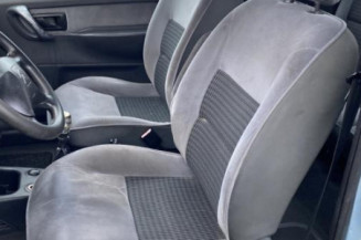 Poignee interieur avant gauche CITROEN BERLINGO 1