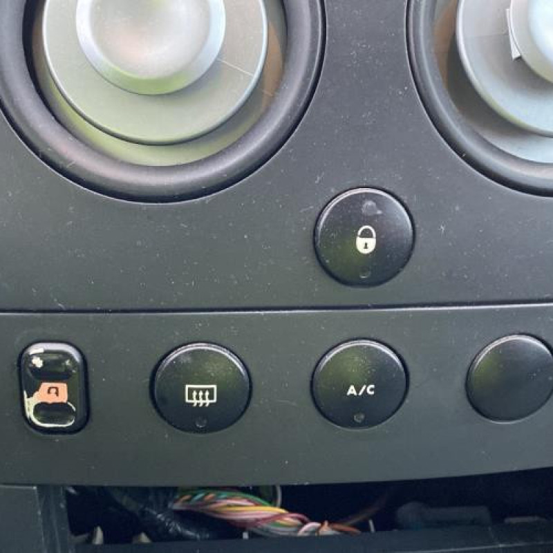 Poignee interieur avant gauche CITROEN BERLINGO 1 Photo n°19