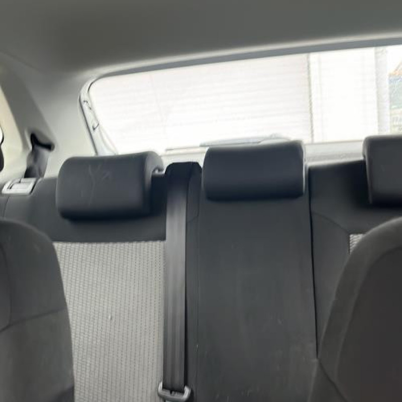 Actionneur verrou trappe d'essence VOLKSWAGEN POLO 5 Photo n°8
