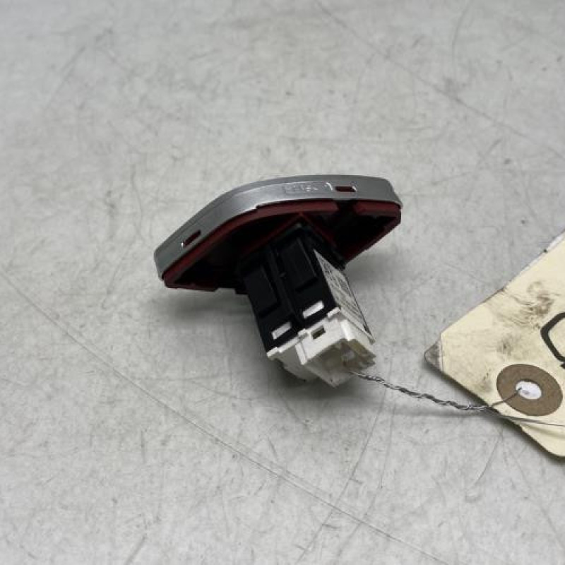 Bouton de warning CITROEN C3 2 Photo n°2