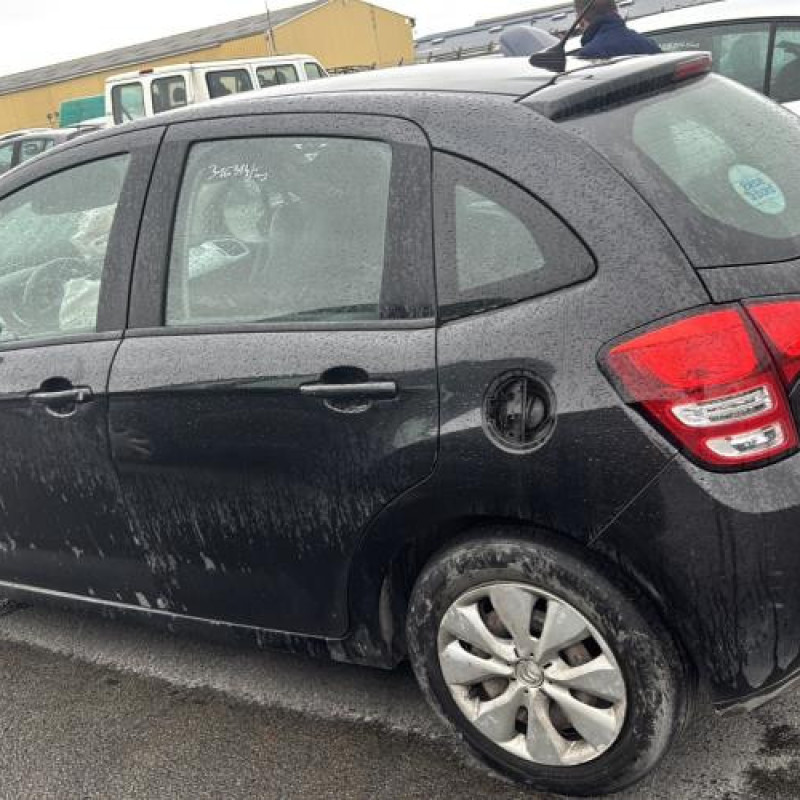 Bouton de warning CITROEN C3 2 Photo n°10