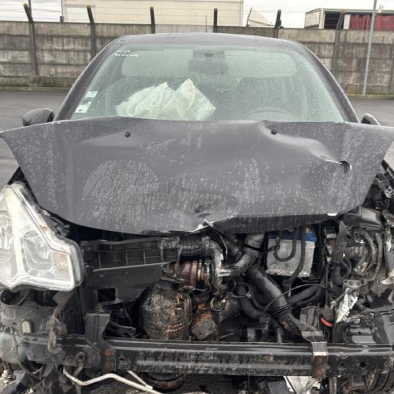 Bouton de warning CITROEN C3 2 Photo n°12