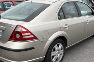 Serrure avant droit FORD MONDEO 2