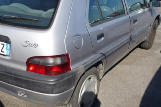 Feu arriere principal gauche (feux) CITROEN SAXO Photo n°1