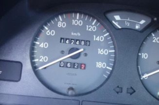 Arret de porte avant droit CITROEN SAXO